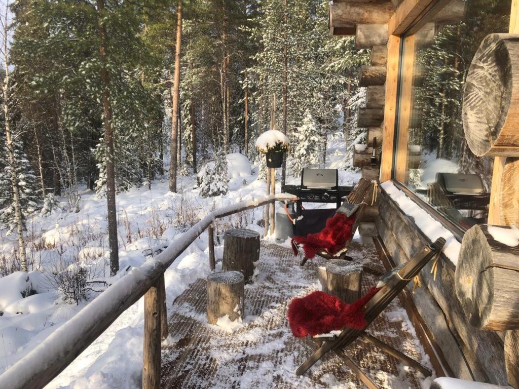 Cozy Log Cabin By Invisible Forest Lodge Rovaniemi Exterior foto